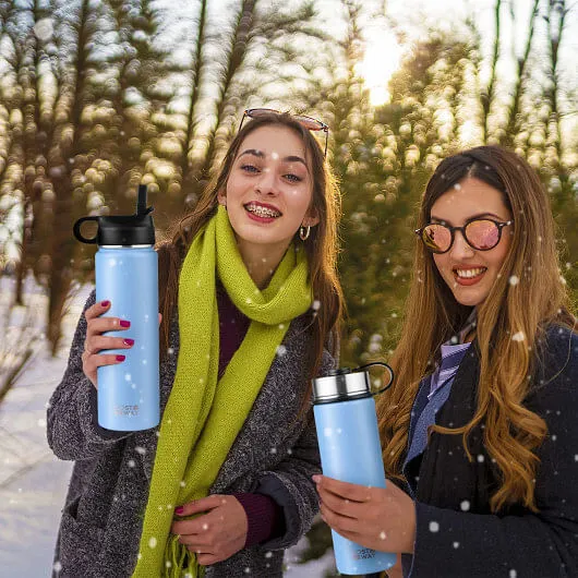 22 Oz Double-walled Insulated Stainless Steel Water Bottle with 2 Lids and Straw