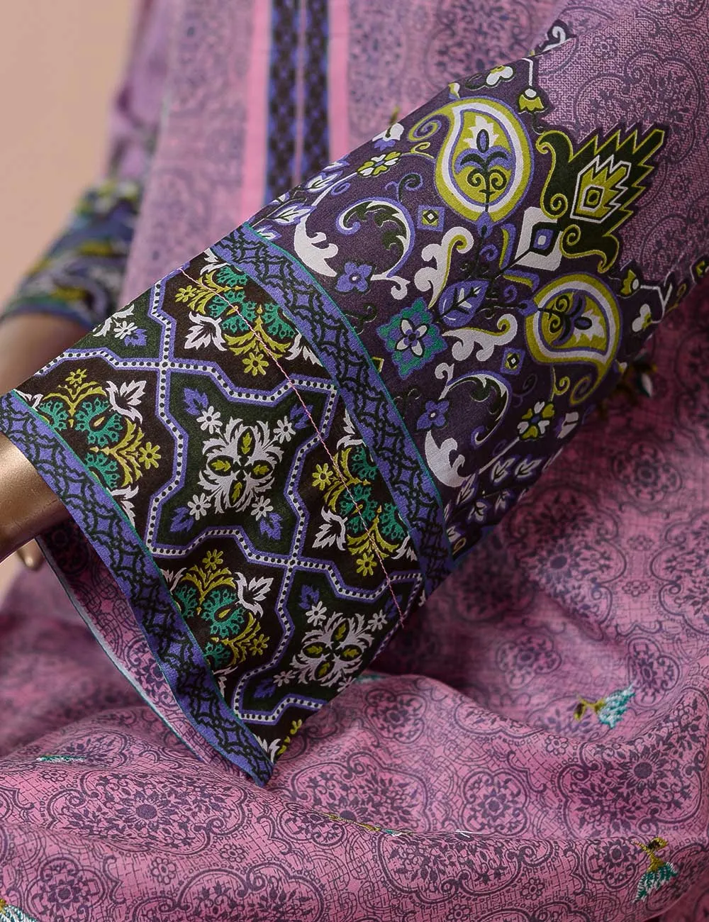 3 Pc Unstitched Lawn Embroidered Dress with Chiffon Dupatta - Empurple  - (FE-04)