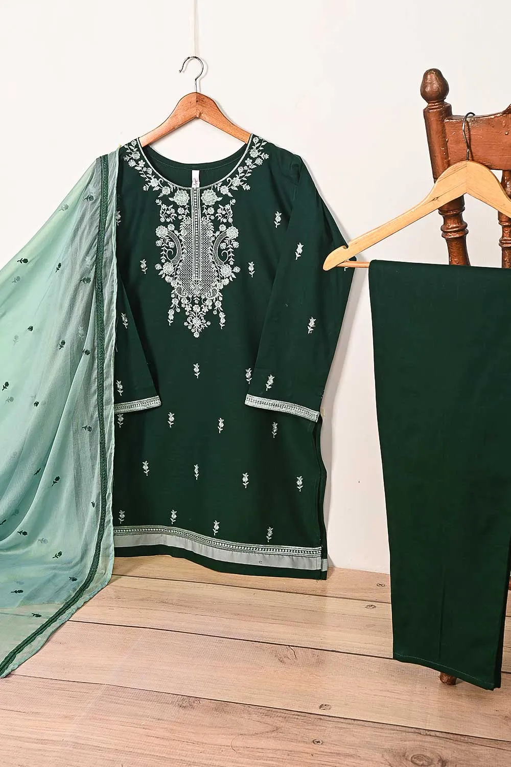 3SP-16B-Green - 3PC COTTON EMBROIDERED Dress With Chiffon Embroidered Dupatta
