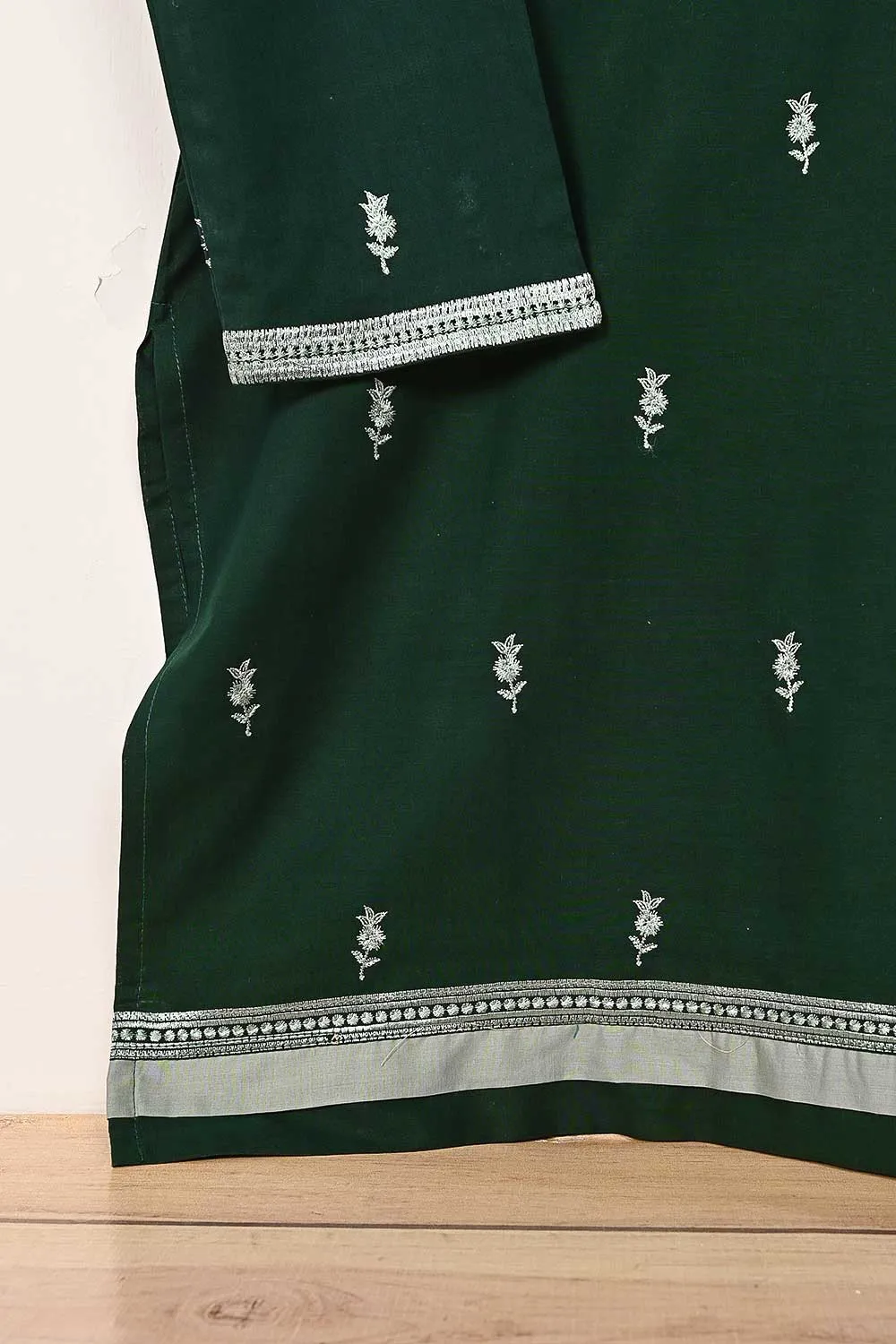3SP-16B-Green - 3PC COTTON EMBROIDERED Dress With Chiffon Embroidered Dupatta