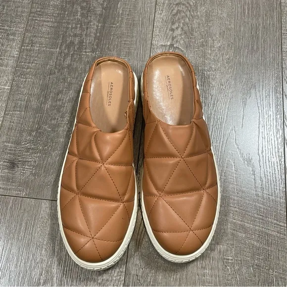 Aerosoles Women's Ella Quilted Slip-On Mules Size 9 Tan