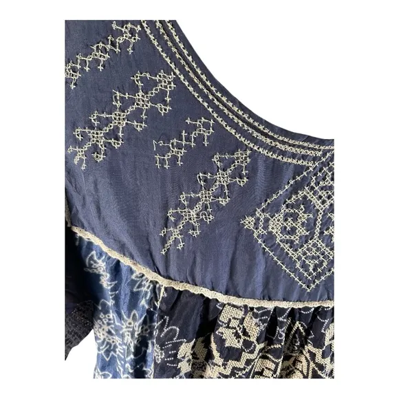 Anthropologie Let Me Be Women’s Blue White  Embroidered Tassels Dress Size L