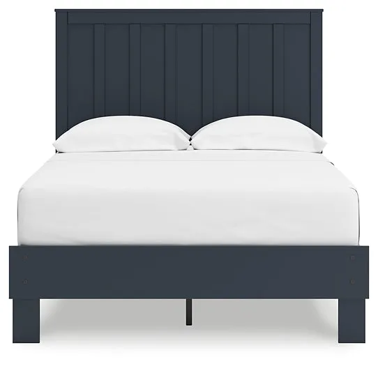 Ashley Express - Simmenfort  Platform Bed