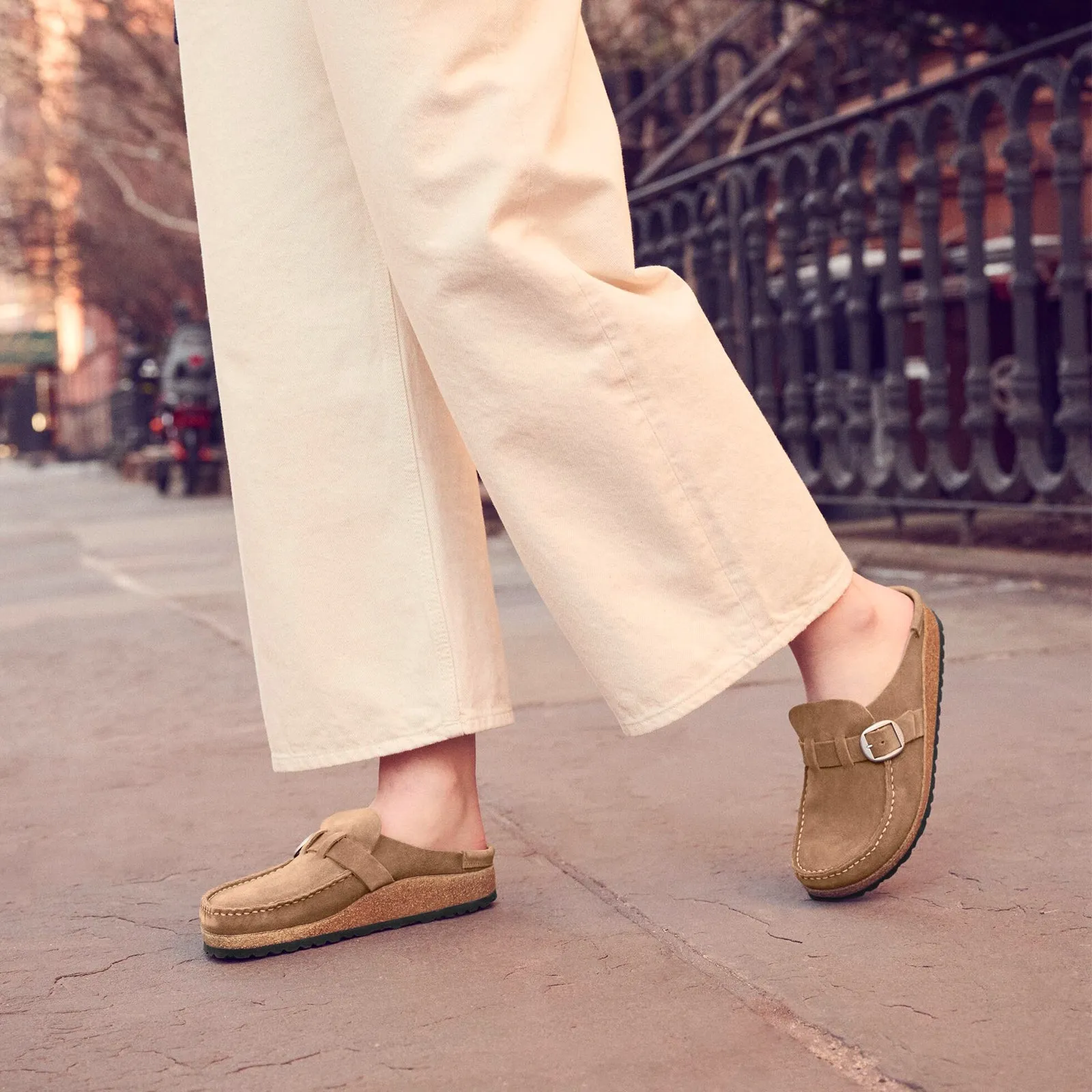 Birkenstock Buckley Narrow Clog (Women) - Gray Taupe Suede