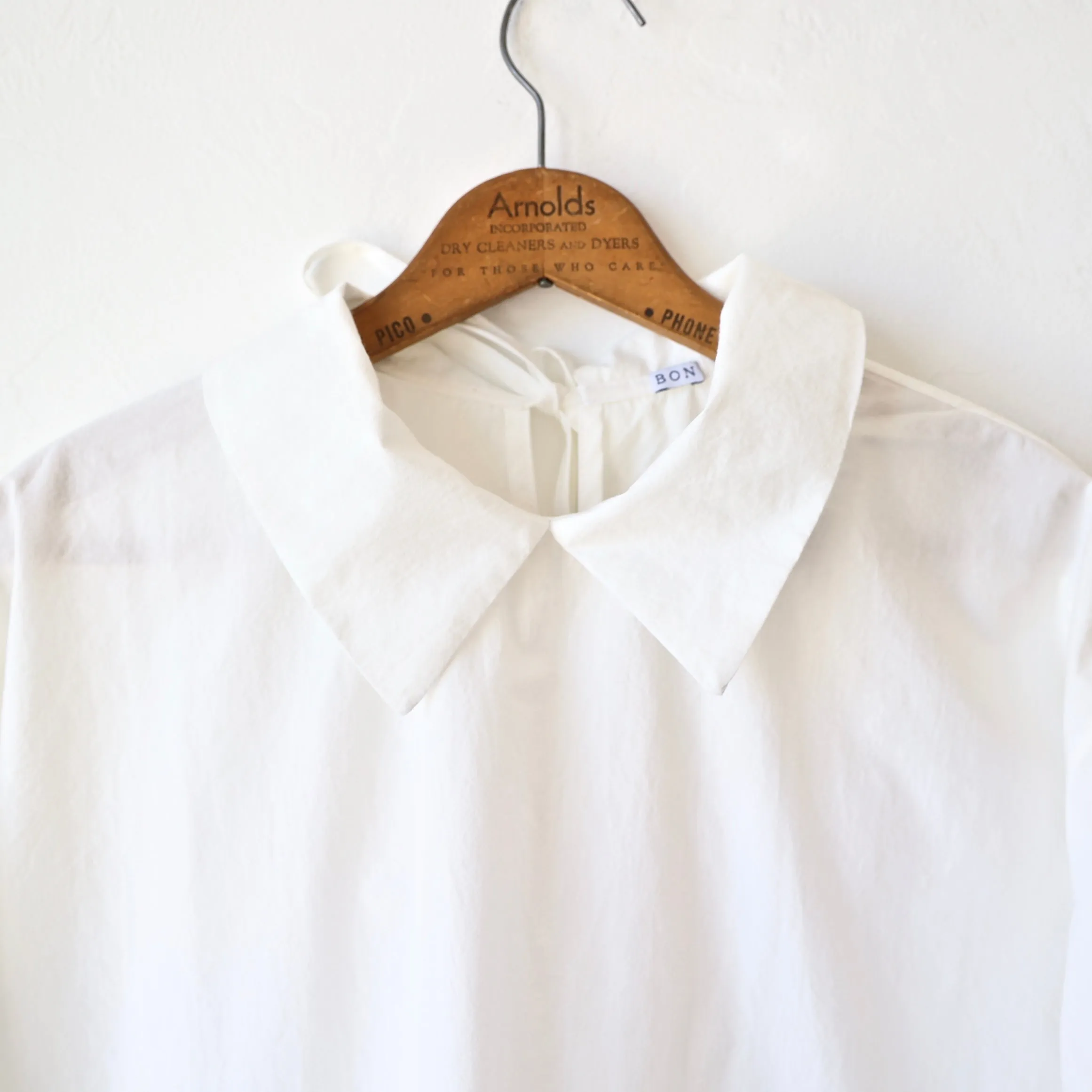 Bon Pointed Collar Shirt - White