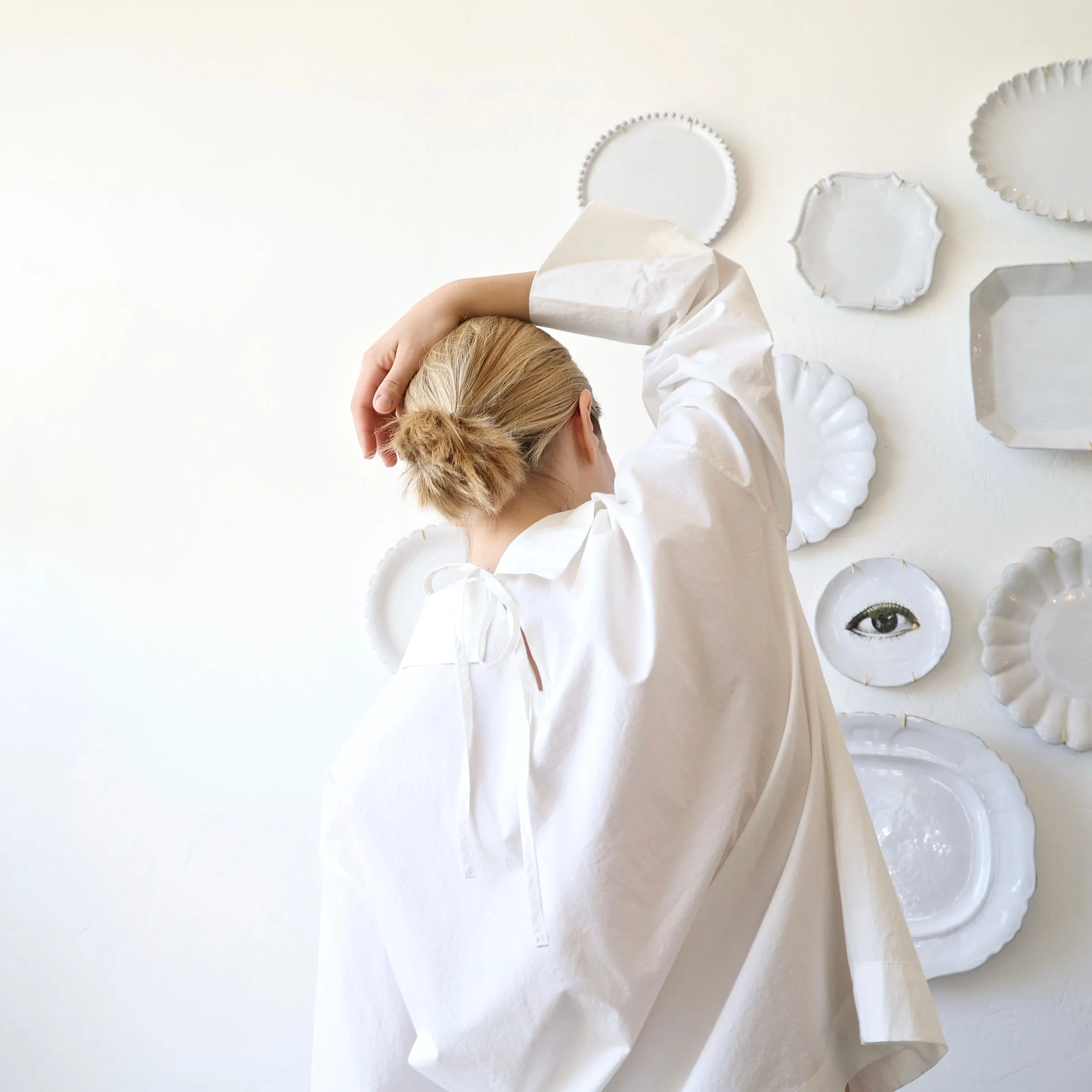 Bon Pointed Collar Shirt - White