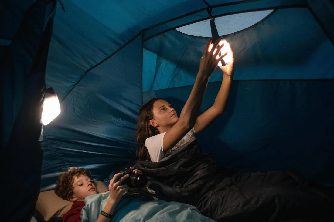 Camping Tent with Poles Arpenaz 4.2 4 People 2 Bedrooms