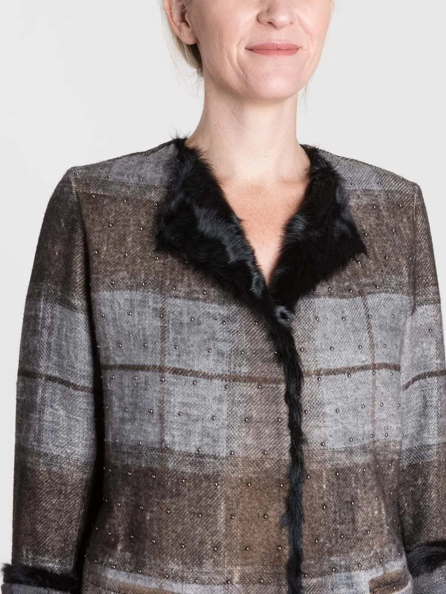 check jacket with fur and studs