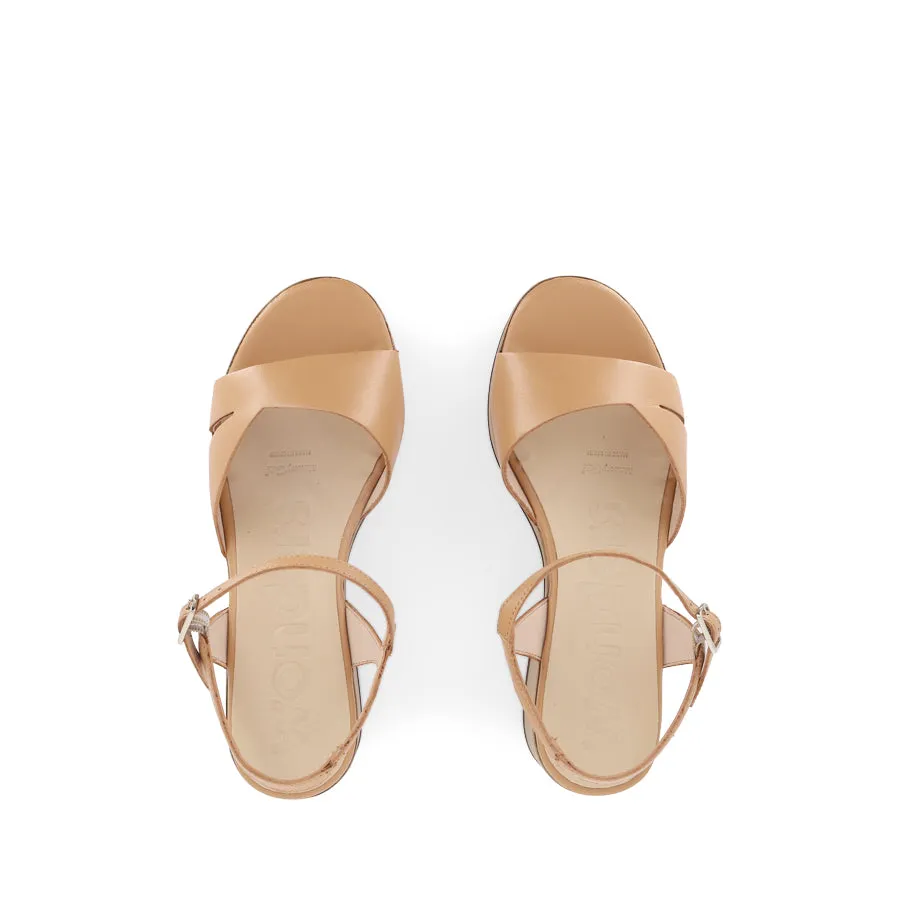 DARCY D-8841 - SAND/NATURAL LEATHER
