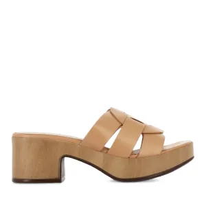 DARLA D-8840 - SAND/NATURAL LEATHER