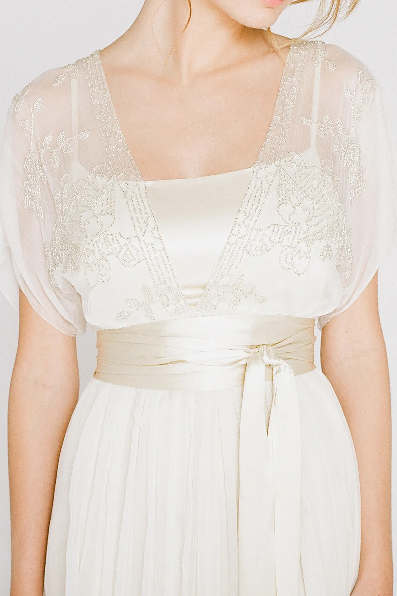 DC6500 Edwardian Inspired Wedding Dress