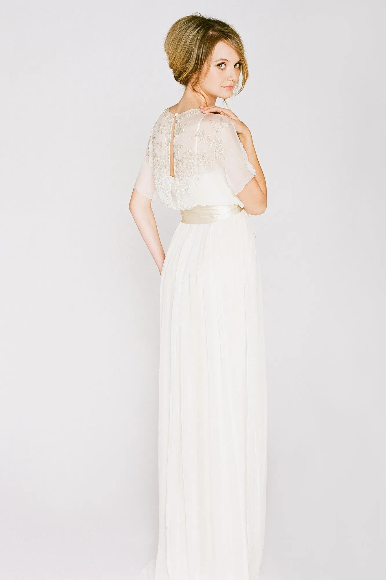 DC6500 Edwardian Inspired Wedding Dress