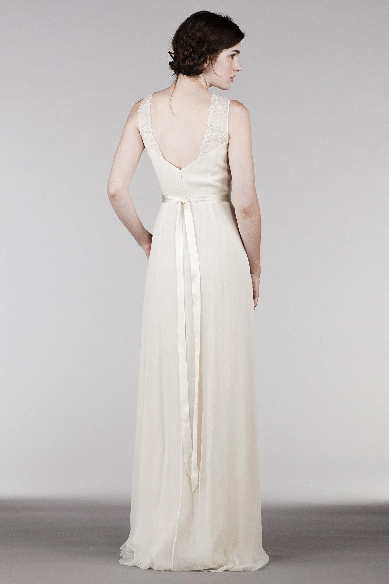 DL6055 Beaded Art Deco Inspired Wedding Dress