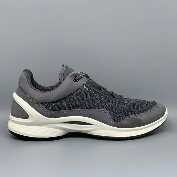 Ecco Biom Fjuel Mesh Titanium Shoes Women’s Sz 6