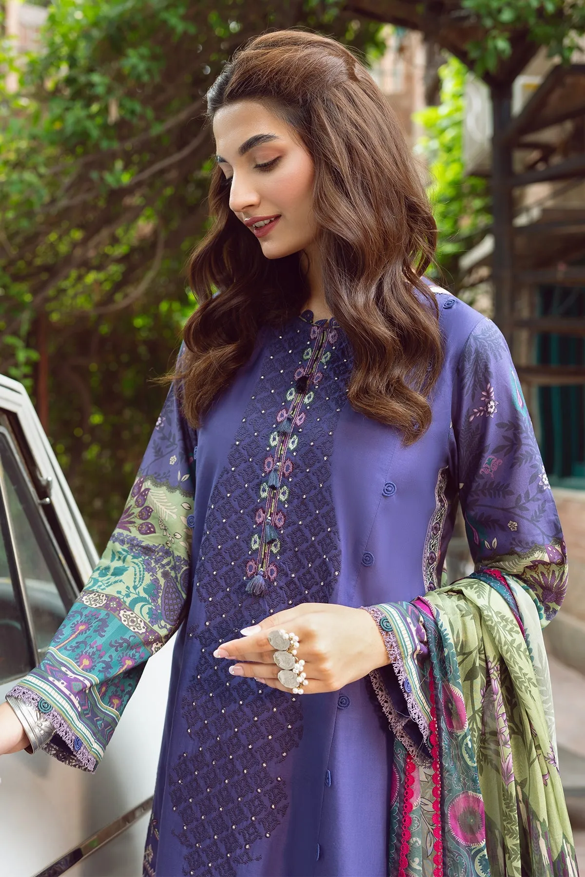 Elegant Lawn Kameez Trouser Dupatta Pakistani Eid Dress