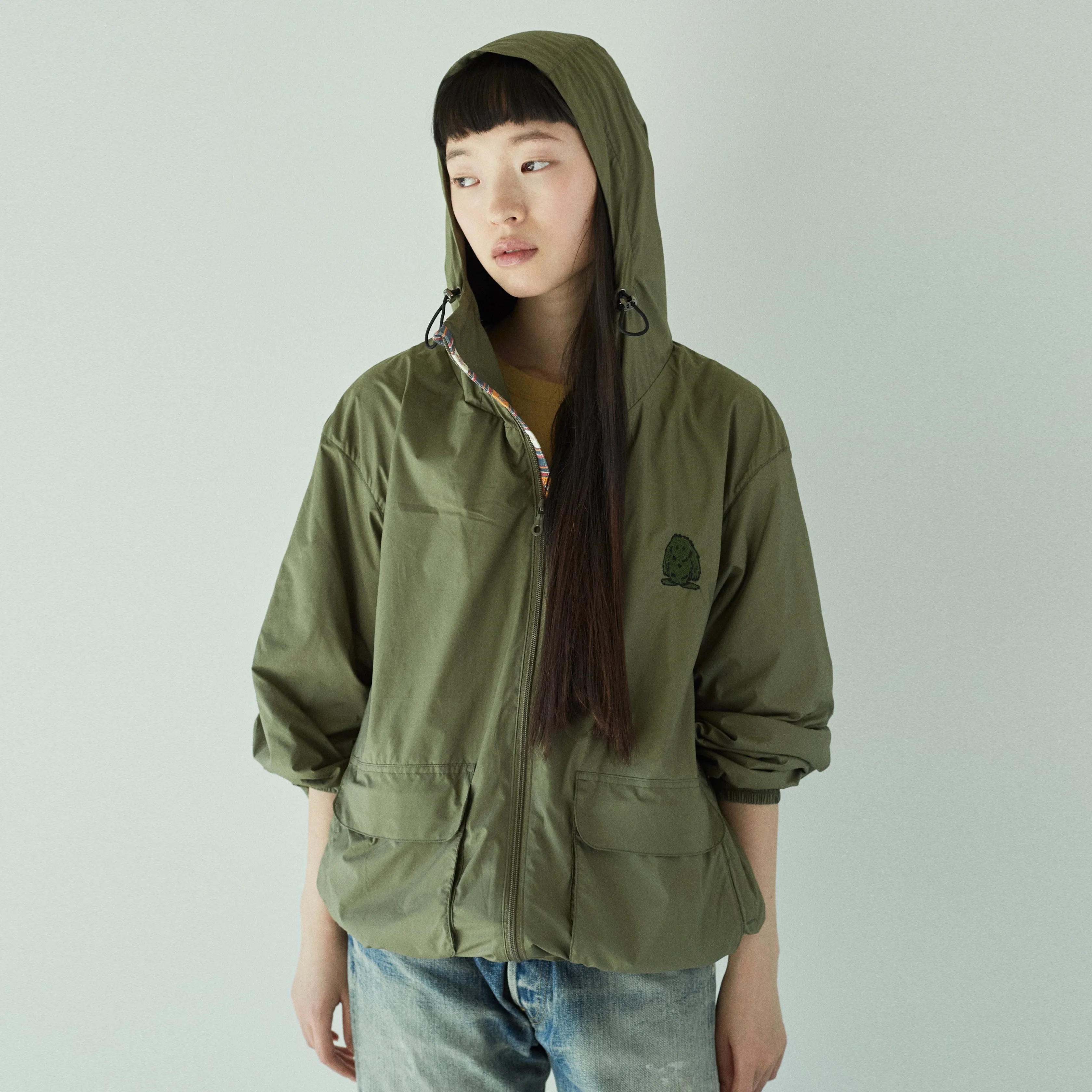 LHOTSE WINDBREAKER