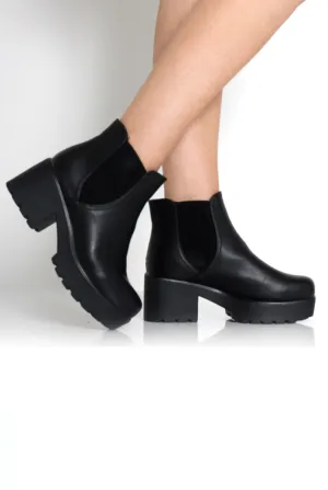Lila Black Platform Boots