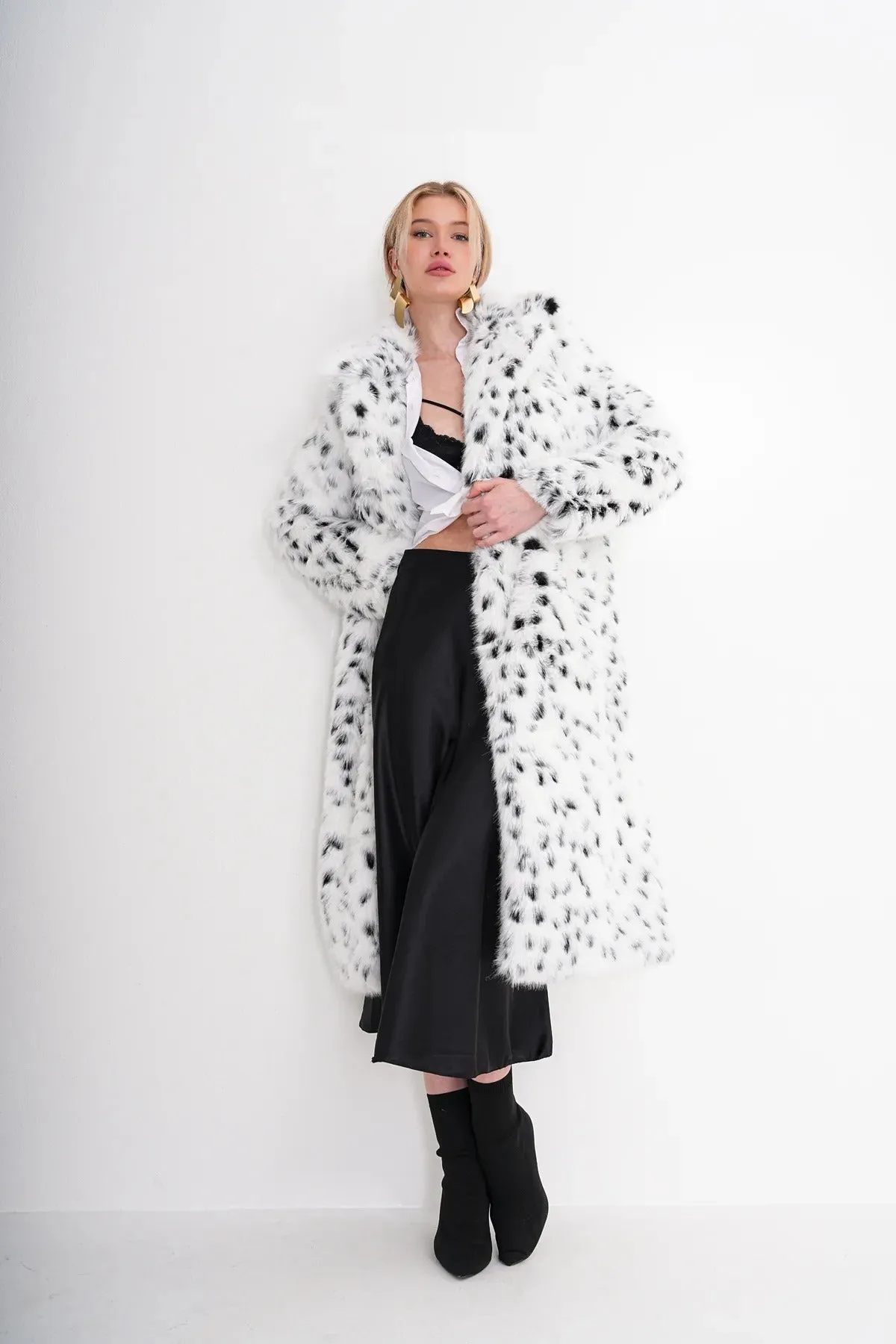 Long-Haired Leopard Print Faux Fur Coat