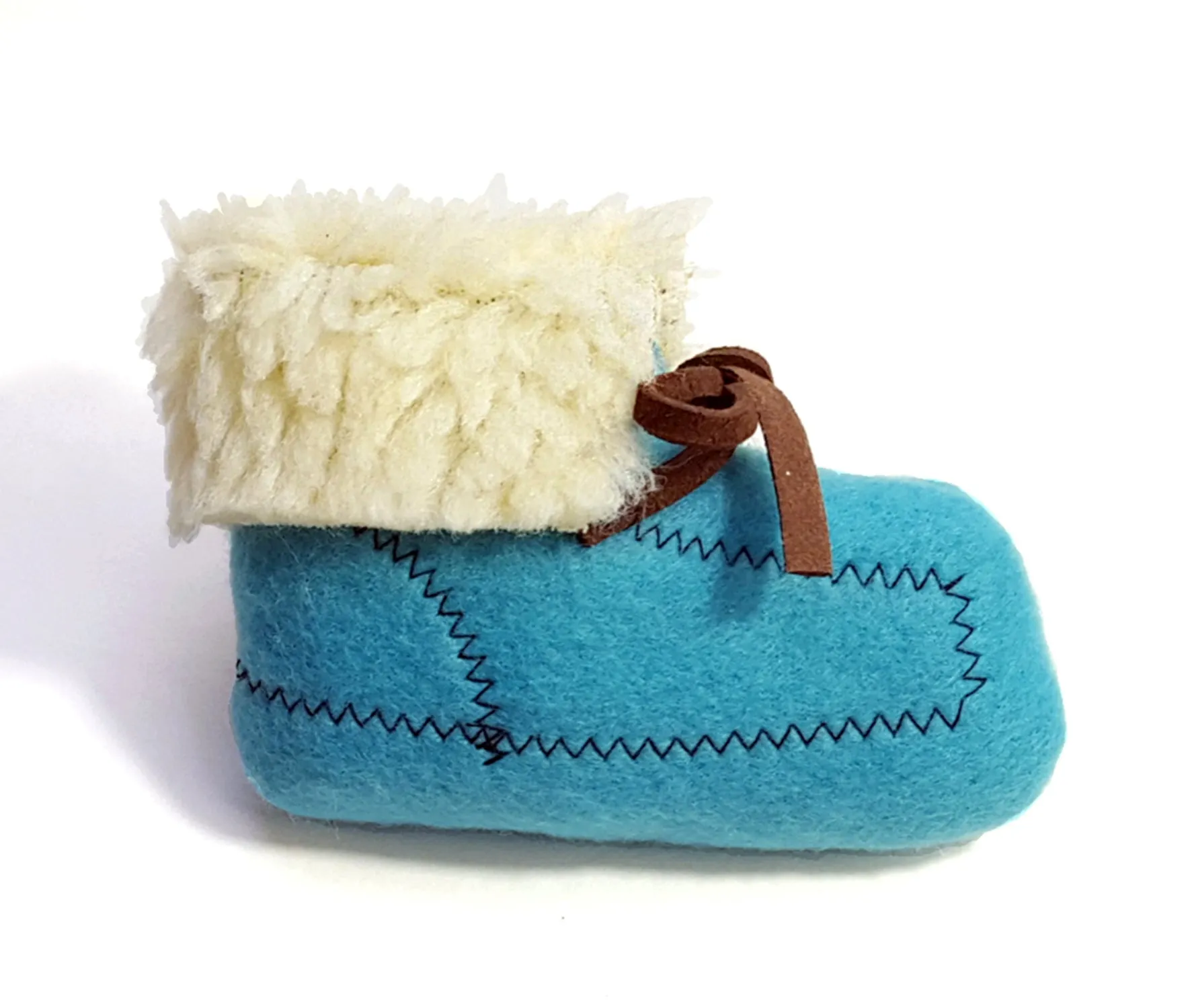 Moccasin Bed In Blue With A Matching Catnip Toy Gift Set