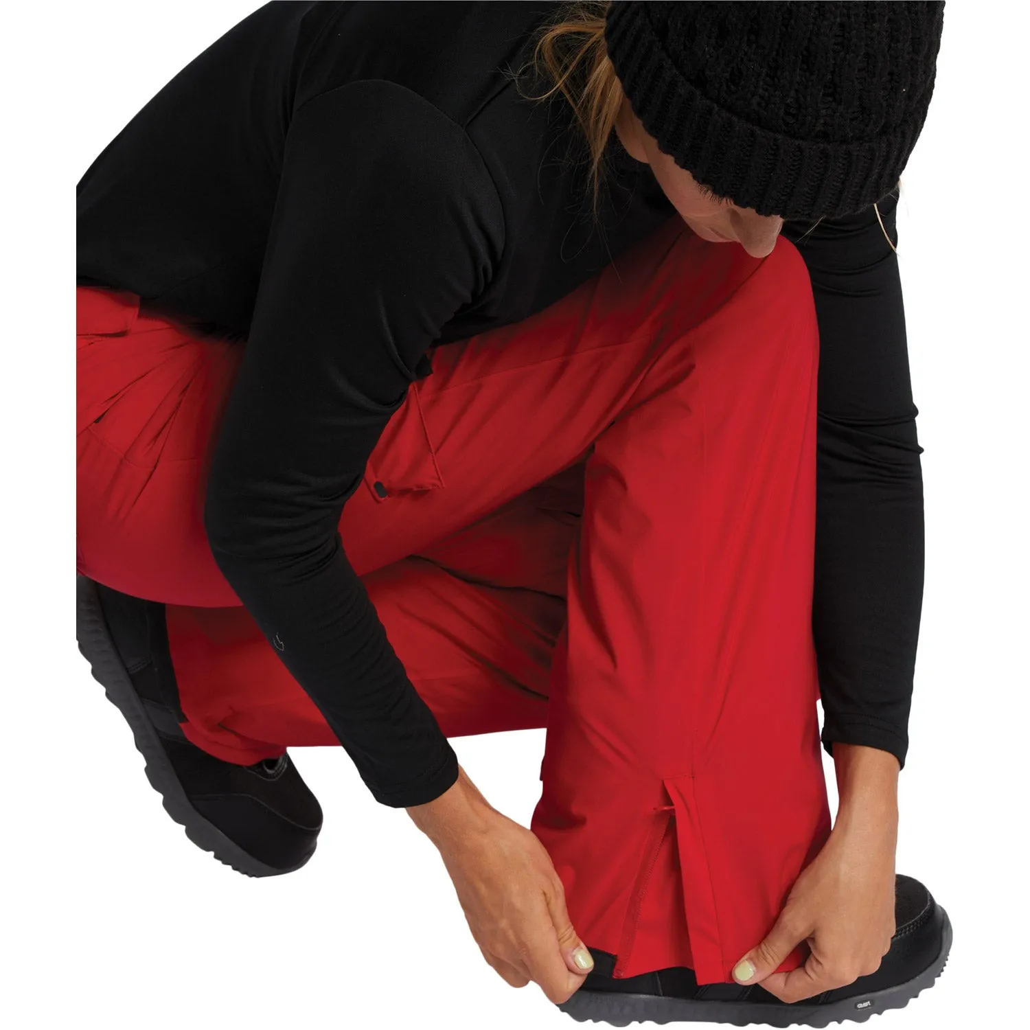 Nela Pant 2023
