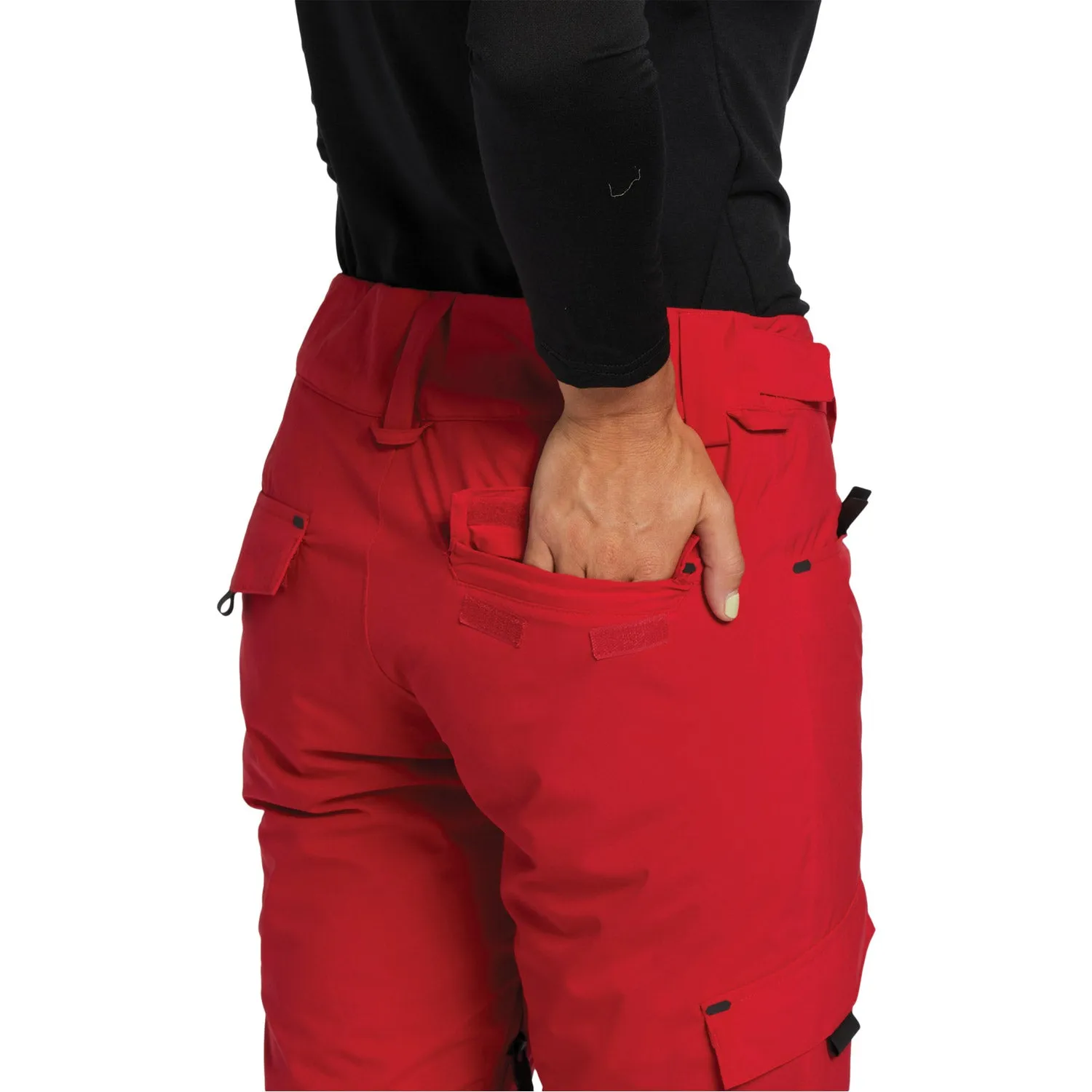 Nela Pant 2023