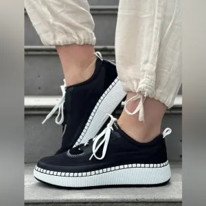 NEW! Cougar Saya Black White Chunky Platform Waterproof Sneaker Chic Women’s 9