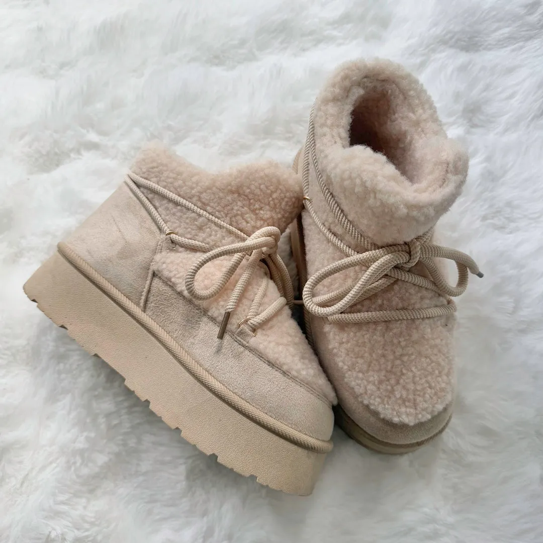 Nordic Polar Rise Ankle Boots