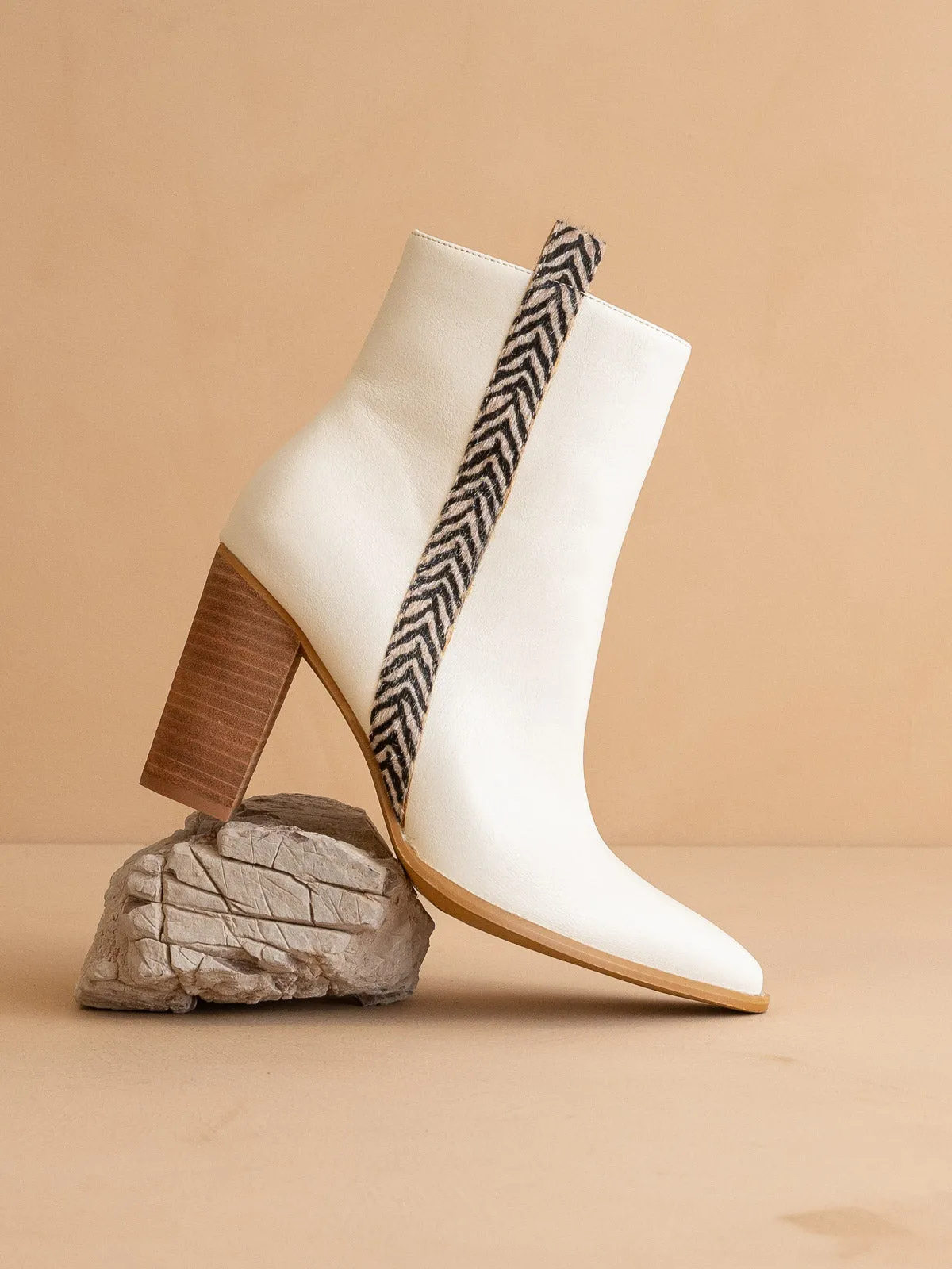 The Lana | Beige Animal Print Detailed Bootie