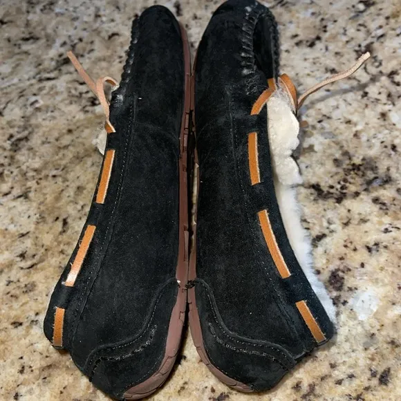 UGG Moccasin