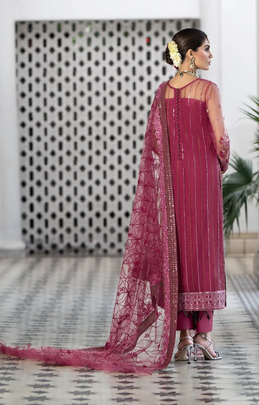 Vibrant Kameez Trouser Pink Pakistani Wedding Dress