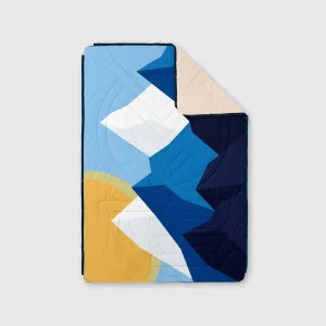 VOITED CloudTouch® Indoor/Outdoor Camping Blanket - Kendal Mountain