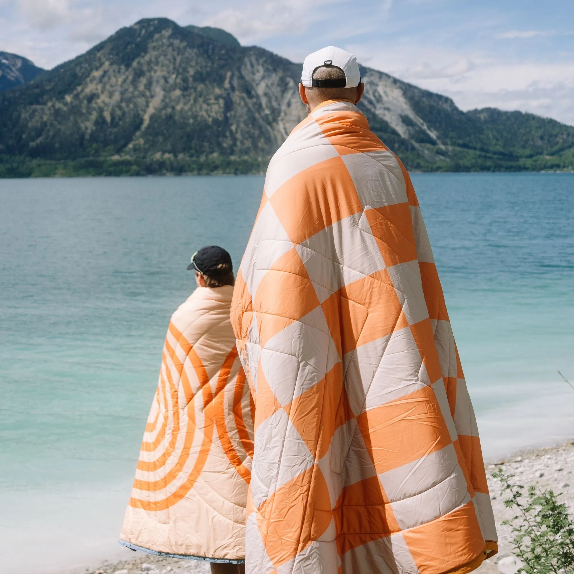 VOITED Fleece Outdoor Camping Blanket - Suns Out