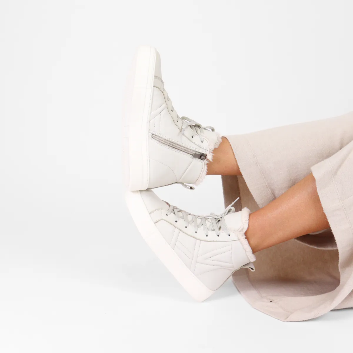 Vox Off White