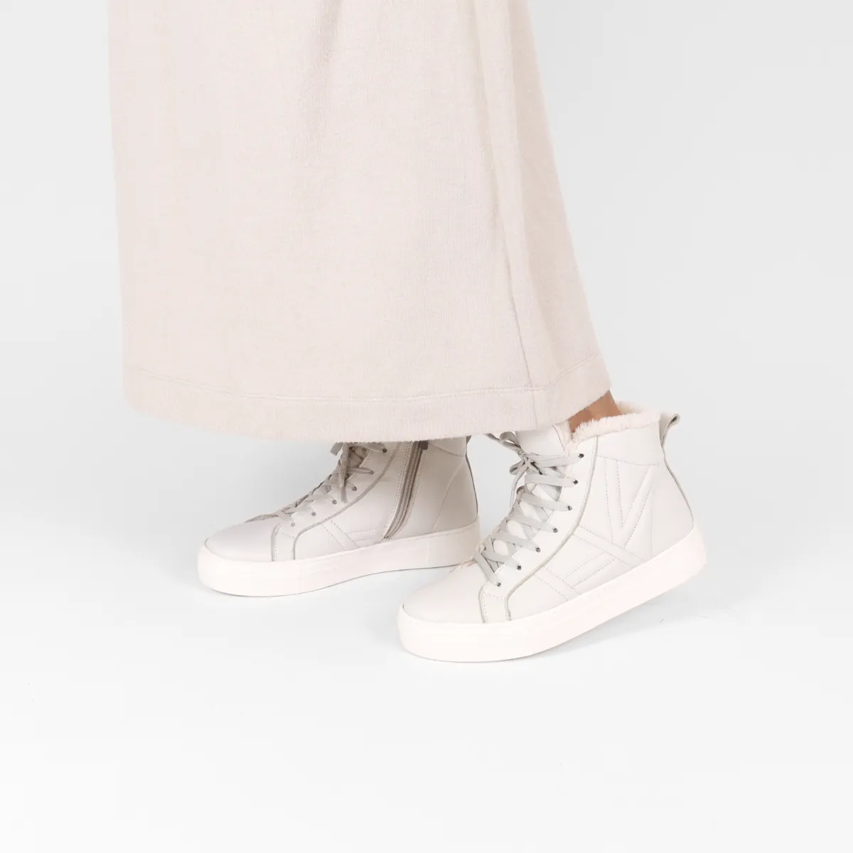 Vox Off White
