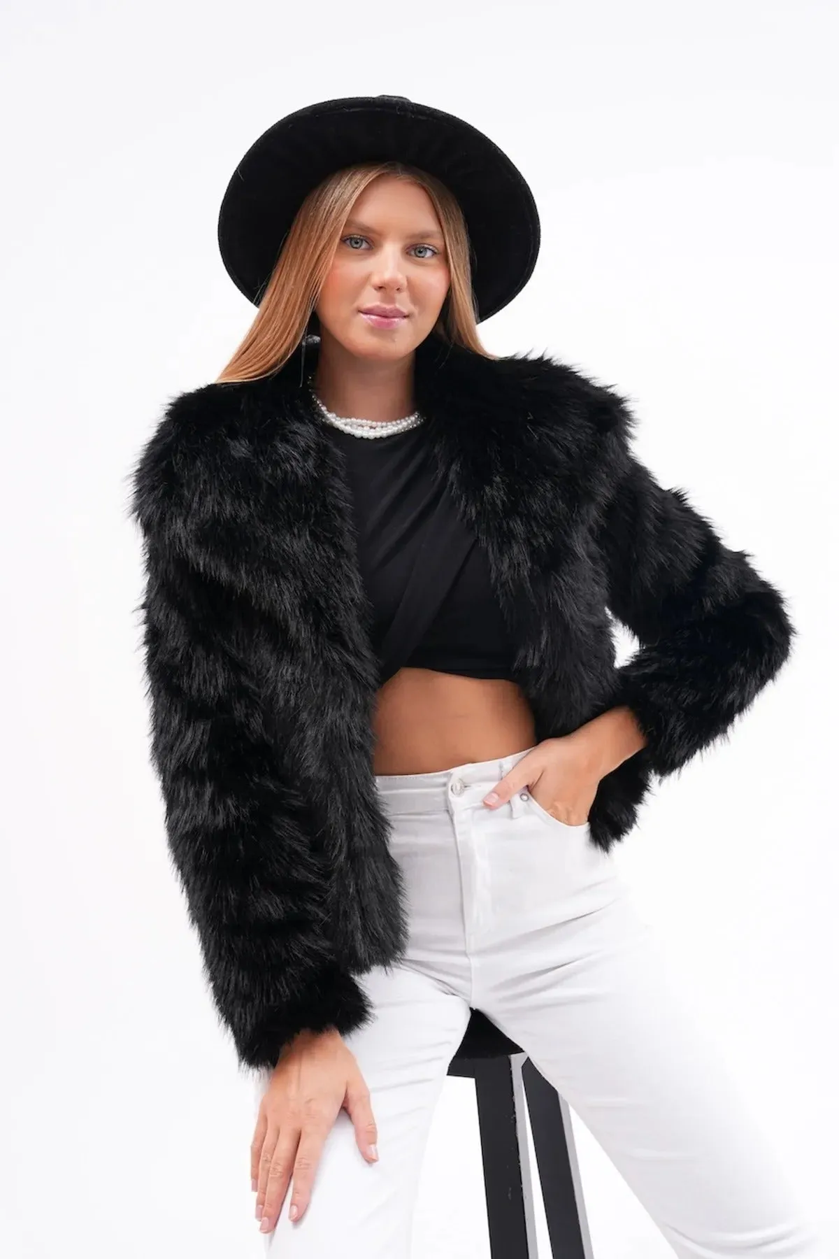 Wide Collar Faux Fur Jacket – Black