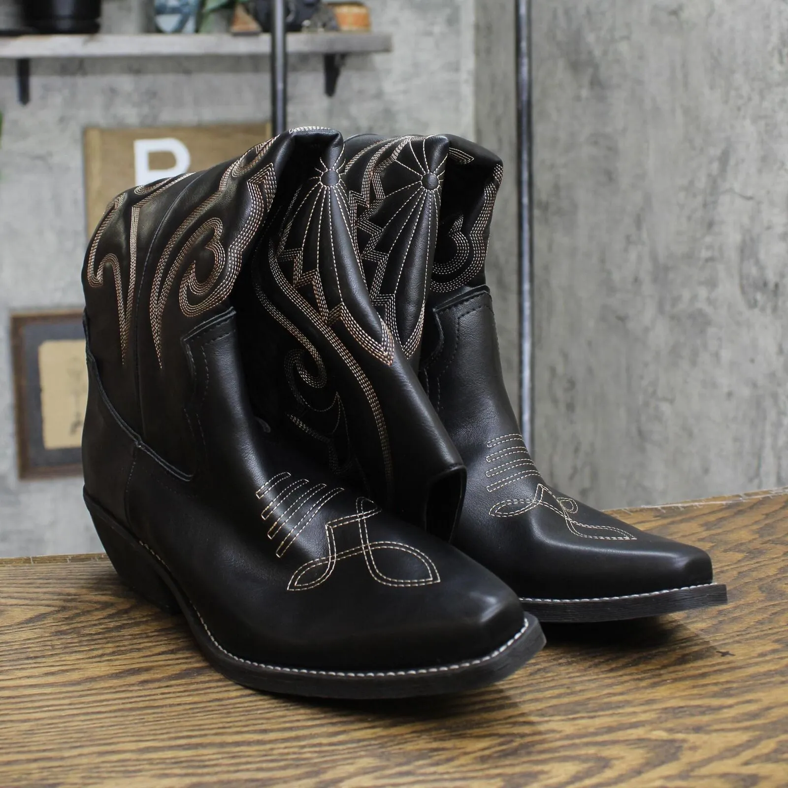 Wild Fable Kenzi Tall Western Dress Boots with Memory Foam Insole Black 12