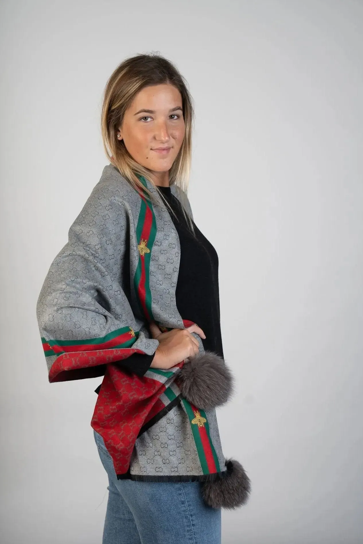 Woven Scarf W/Fox  Pom